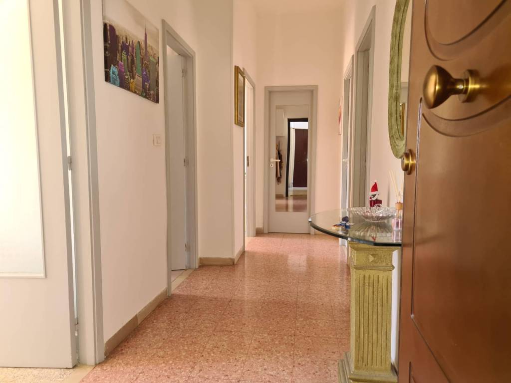 Appartamento a Catanzaro in via delle Repubbliche Marinare, 17 - Foto 4