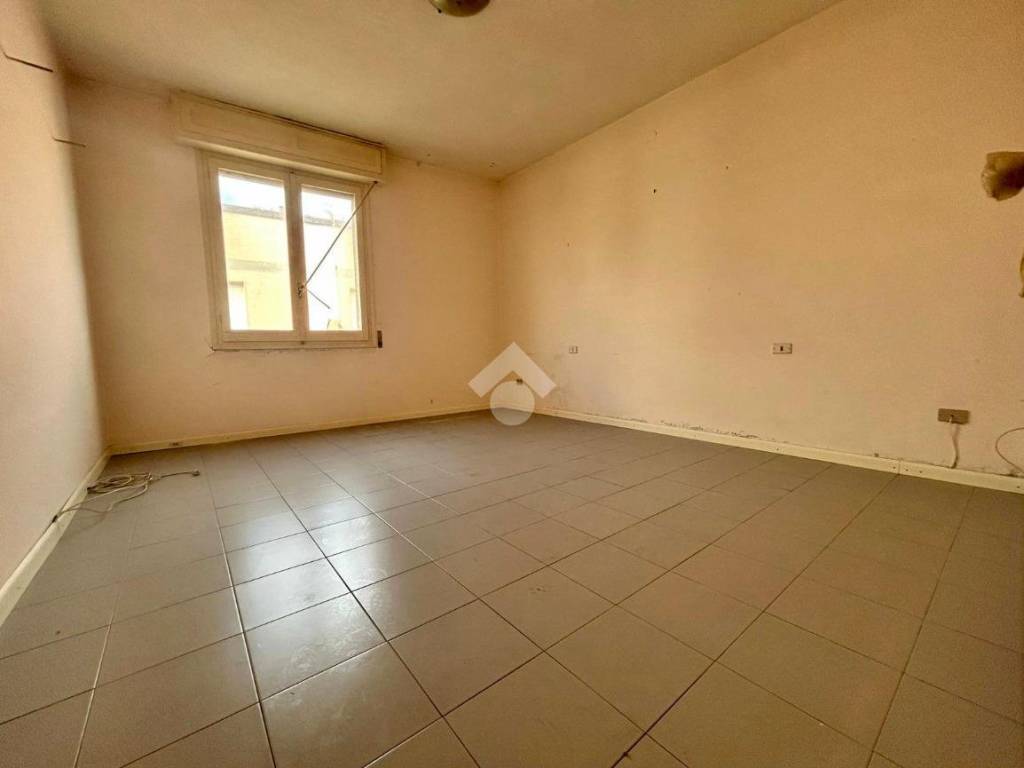 Appartamento a Monserrato in Via Rubicone - Foto 3