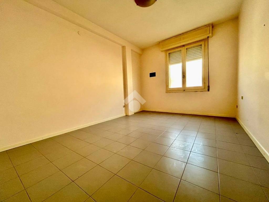 Appartamento a Monserrato in Via Rubicone - Foto 4