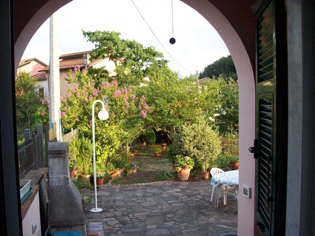Villa a La spezia in Quartiere Foce - Sant'Anna - Foto 3