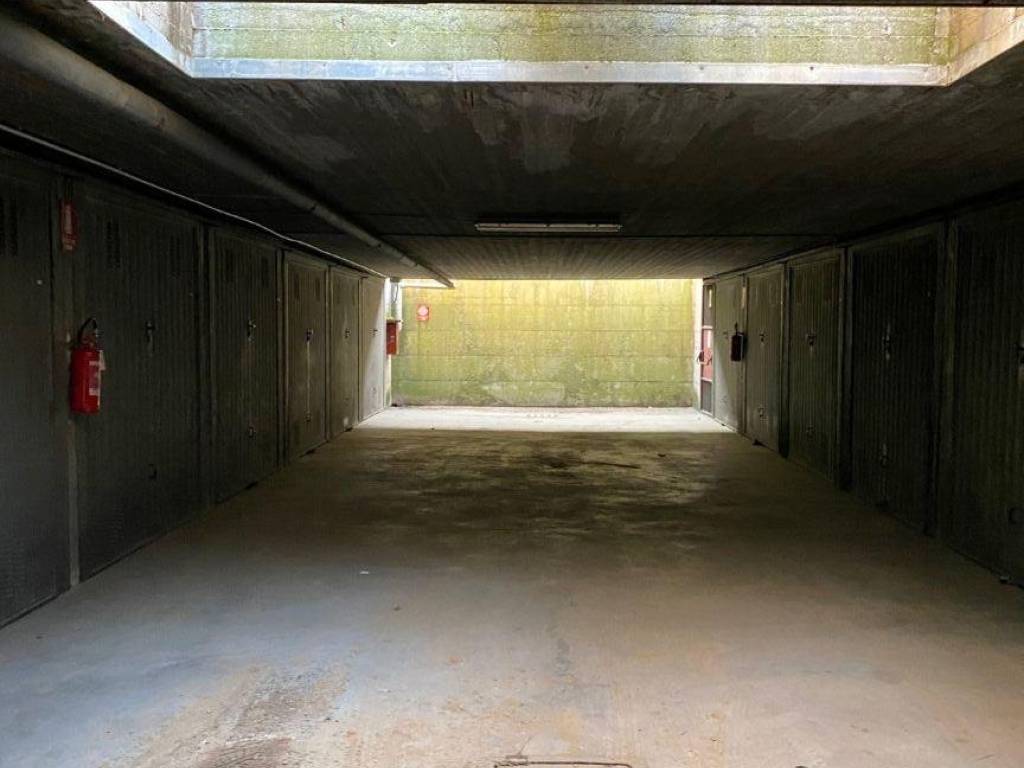 Box / garage a Grugliasco in Via Bruno Buozzi, 33 - Foto 4