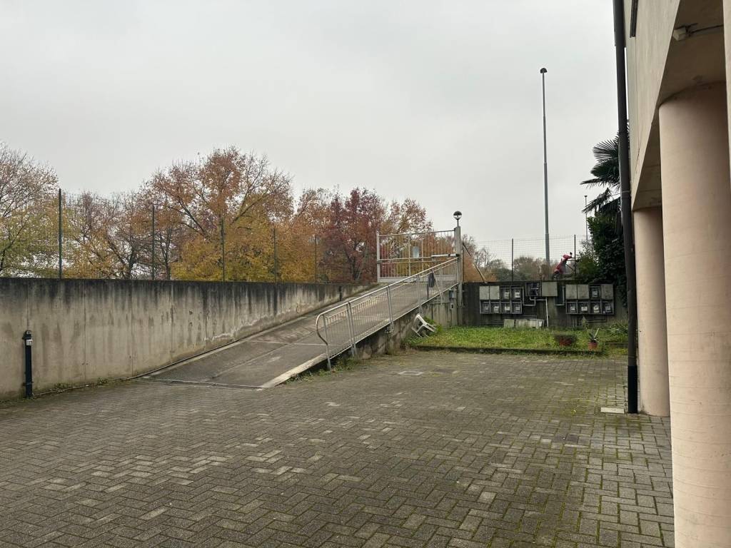 Box / garage a Novara in Via Edmondo Poletti, 30 - Foto 2