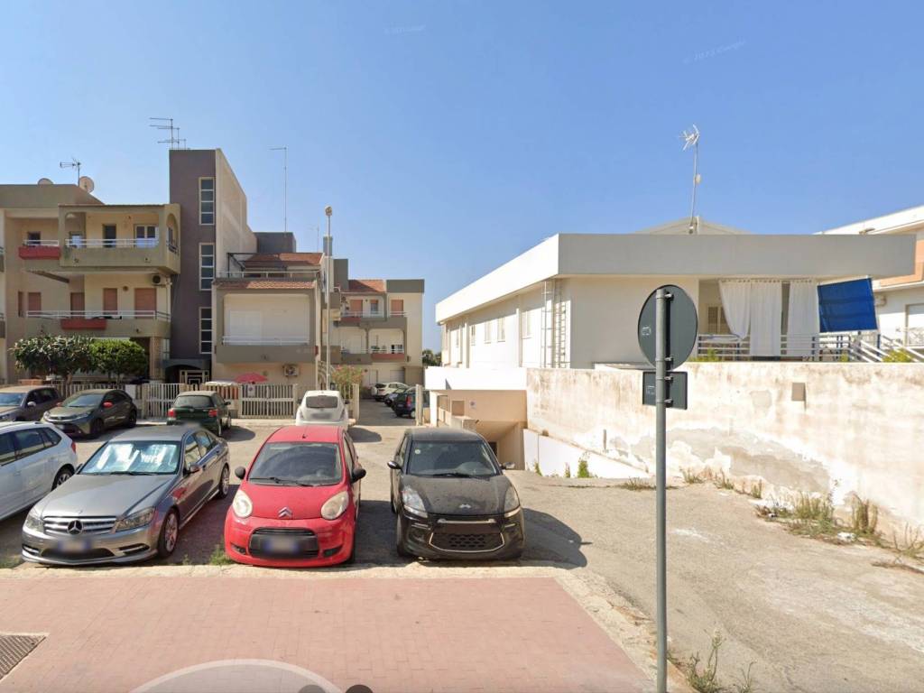 Box / garage a Ragusa in Via Emilio Salgari, 38 - Foto 2