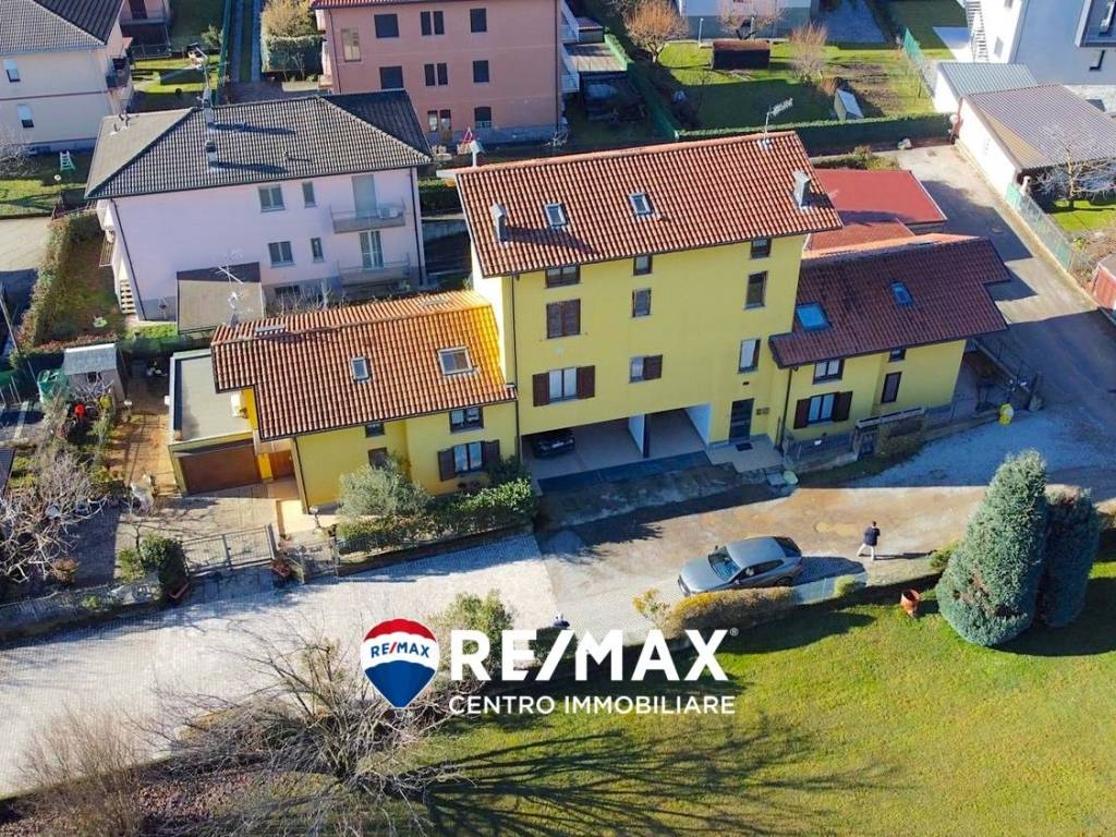 Appartamento a Induno olona in Via Sacro Monte - Foto 2