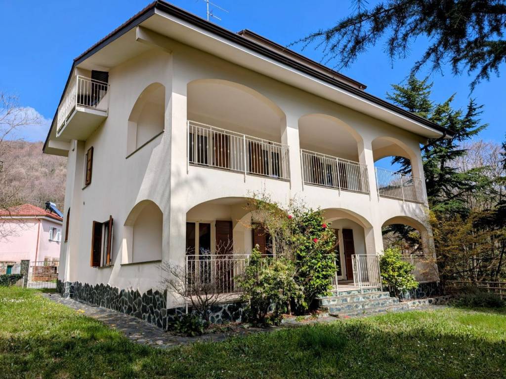 Villa a Varazze in Via Goffredo Mameli - Foto 2