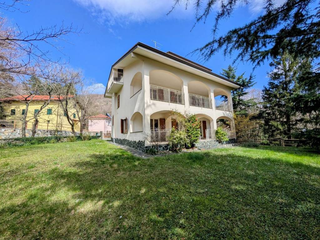Villa a Varazze in Via Goffredo Mameli - Foto 3