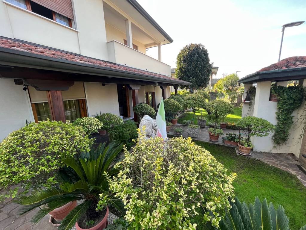 Villa a Campodarsego in Via Giuseppe Verdi, 91 - Foto 3