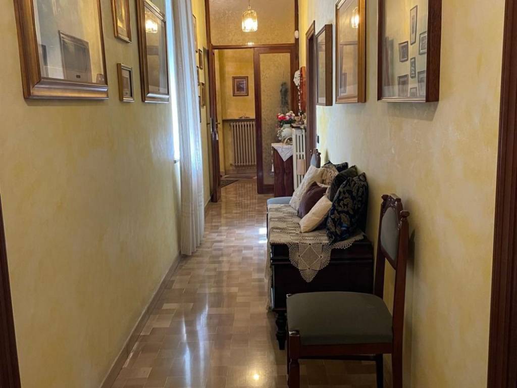 Appartamento a Cosenza in Via Molinella - Foto 5