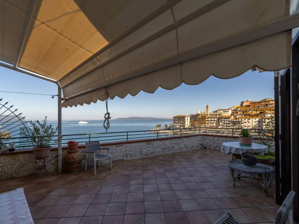 Attico / mansarda a Monte argentario in Via Arnaldo Jacovacci, 4 - Foto 2