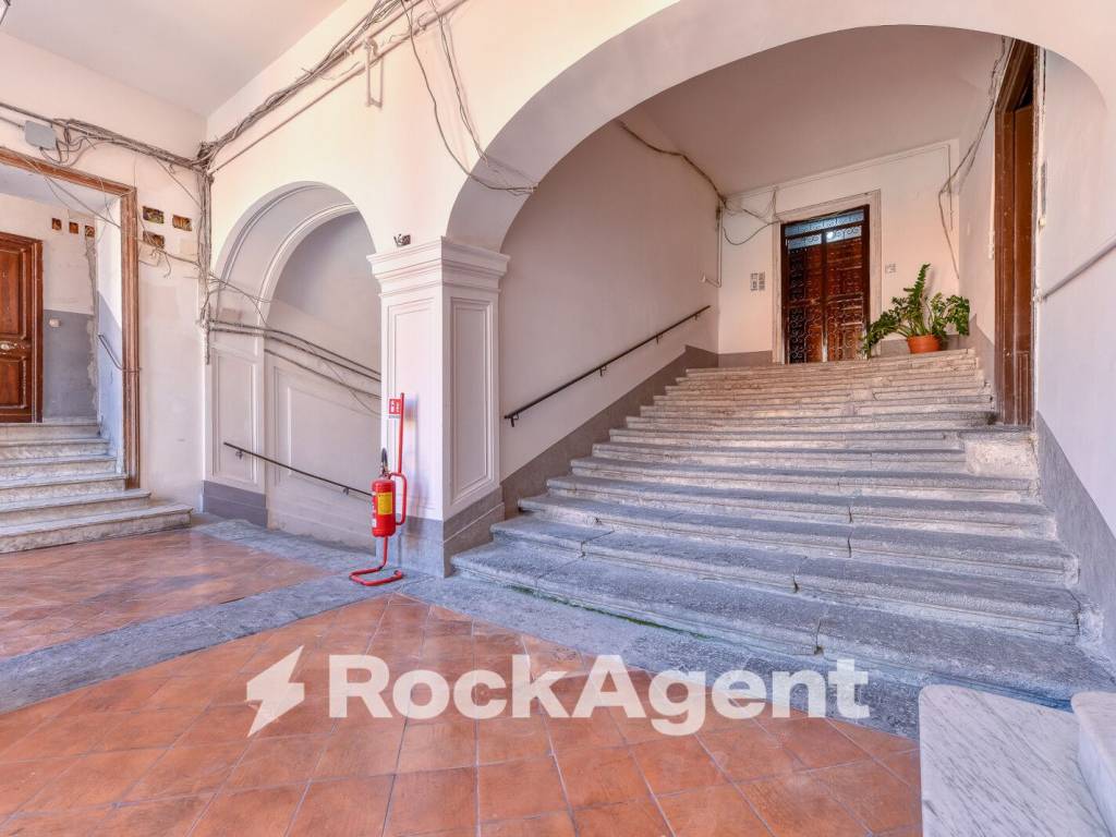 Appartamento a Napoli in Via Maddaloni - Foto 5
