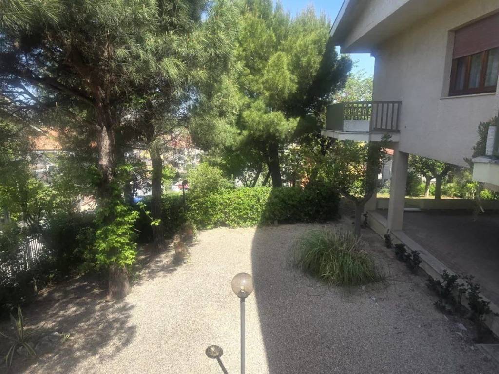 Villa a Montesilvano in VIA MAMELI 15 - Foto 5