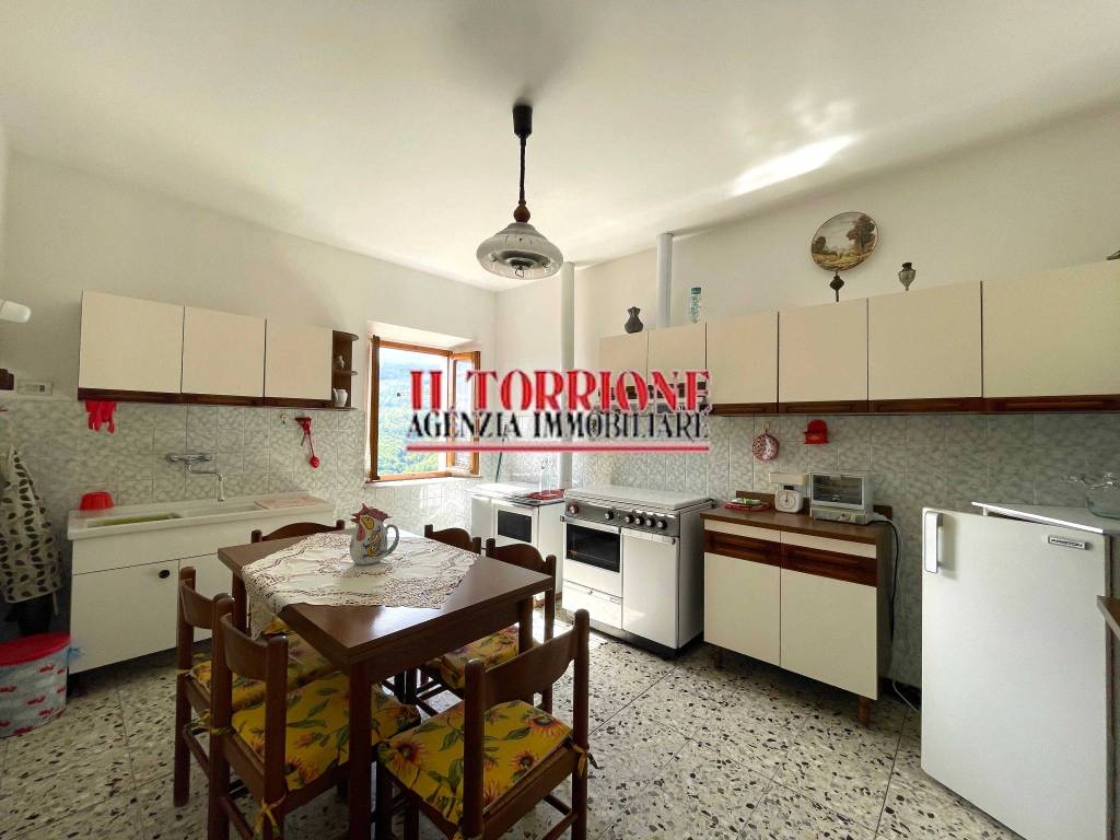 Casa indipendente a Pescia in Via Val di Torbola - Foto 4
