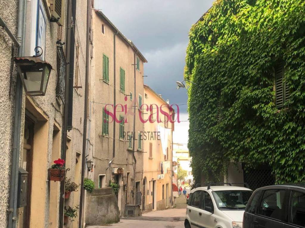 Appartamento a Roccastrada in Roccastrada - Foto 2