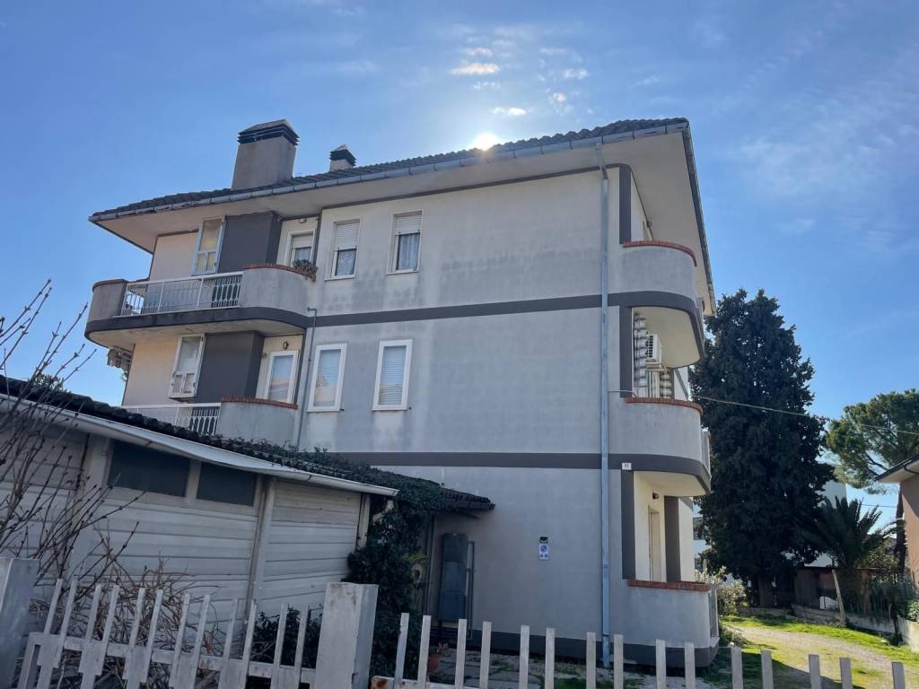 Appartamento a Nereto in Via Marco Iachini - Foto 2
