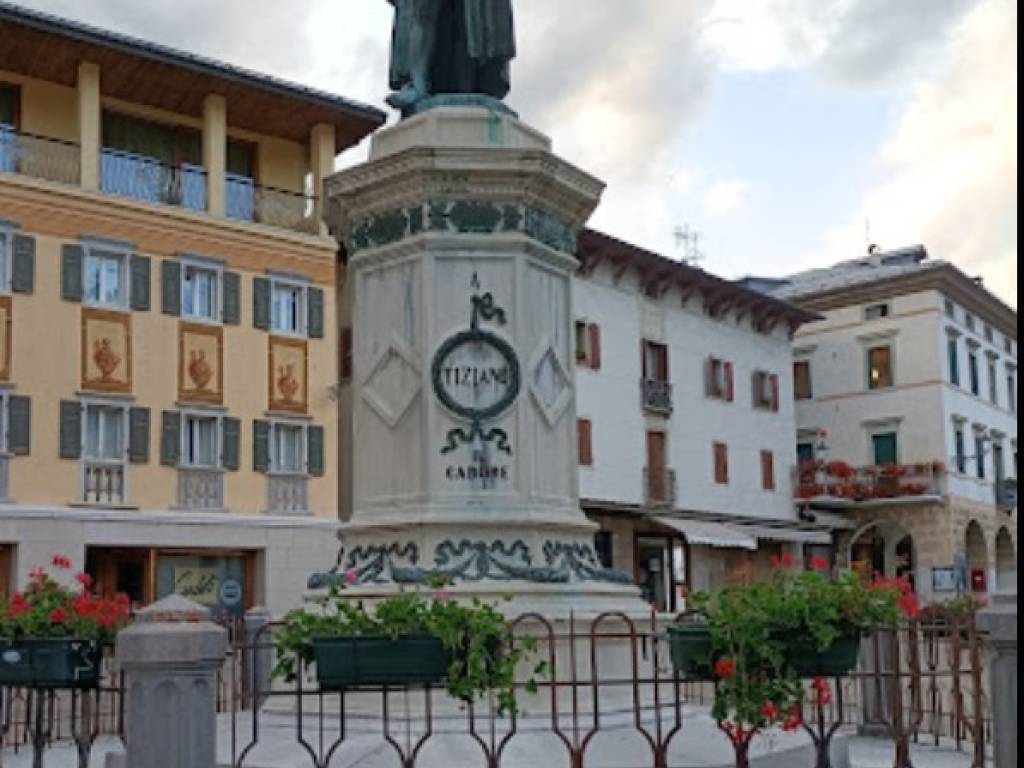 Palazzo / stabile a Pieve di cadore in Via 20 Settembre - Foto 2