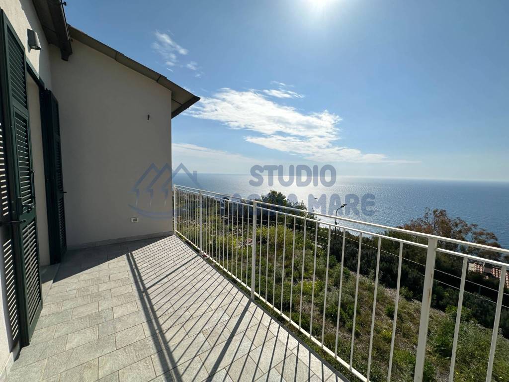 Villa a Cipressa in Via Fossati, 80 - Foto 2