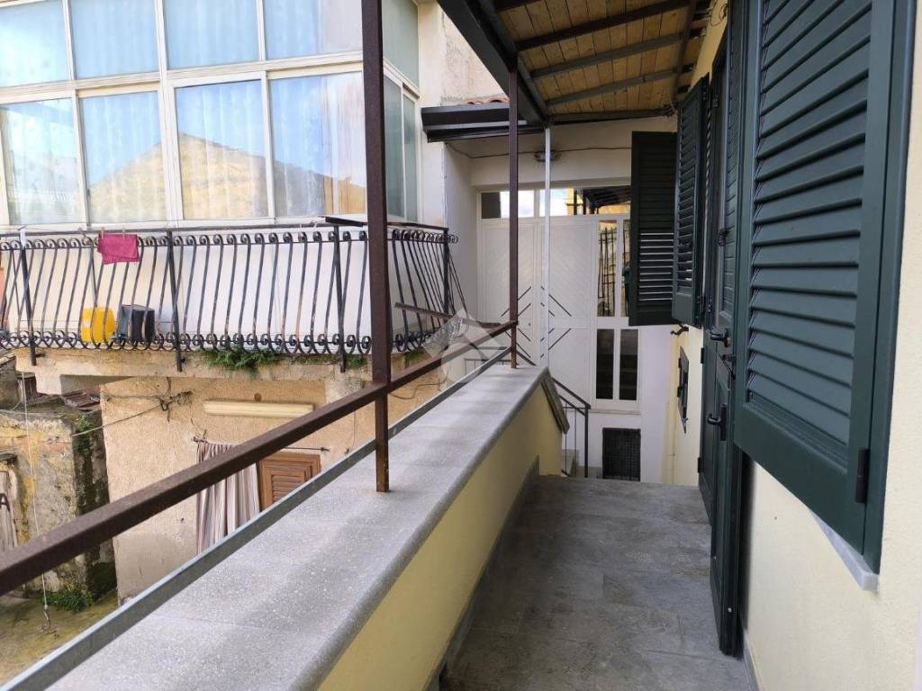 Appartamento a Palermo in Cortile Giardina, 6 - Foto 2