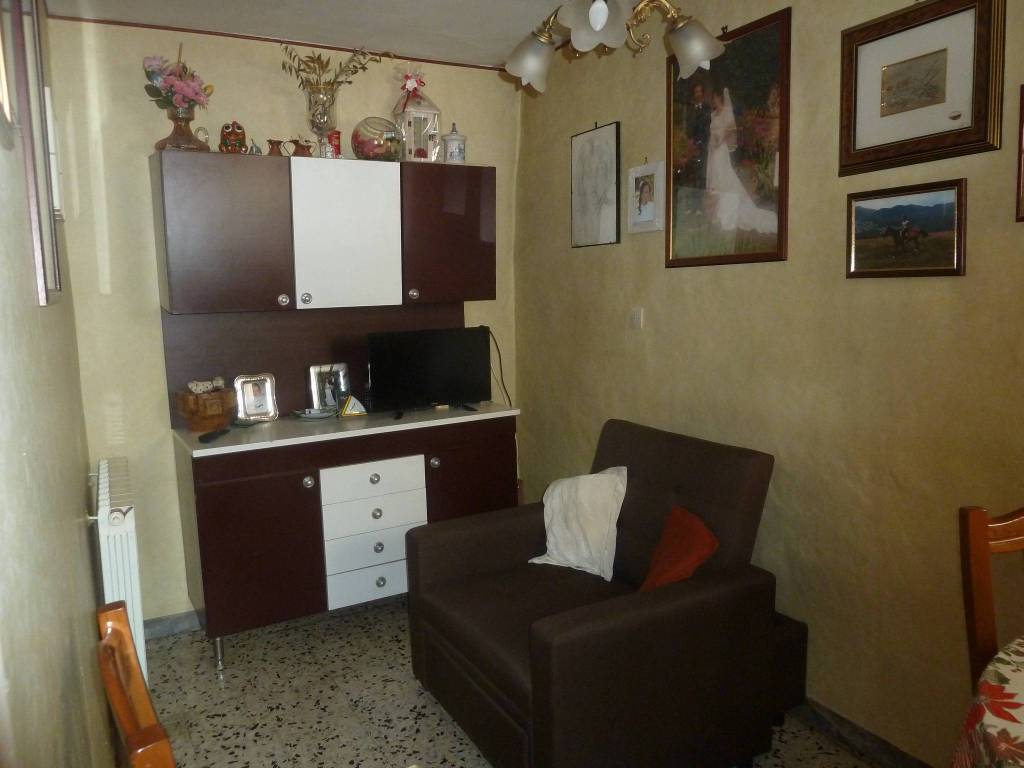 Casa indipendente a Pereto in Via Vittorio Veneto - Foto 3