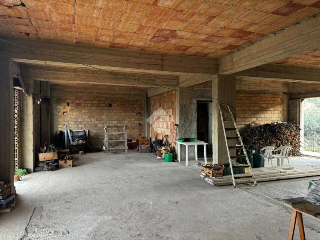 Rustico / casale a Reggio calabria in Via Gullina Archi Carmine, 30 - Foto 4