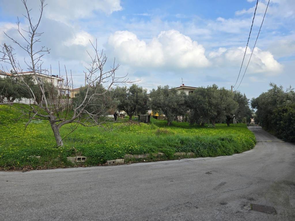 Terreno a Pescara in Via Strada Fonte Borea - Foto 4
