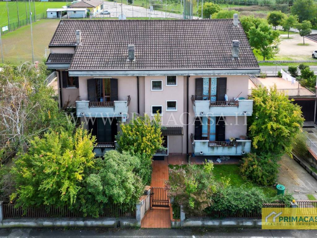 Villa a Buttapietra in Via Monte Pastello - Foto 2