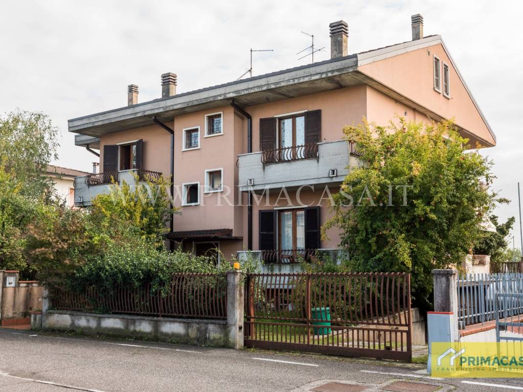 Villa a Buttapietra in Via Monte Pastello - Foto 3