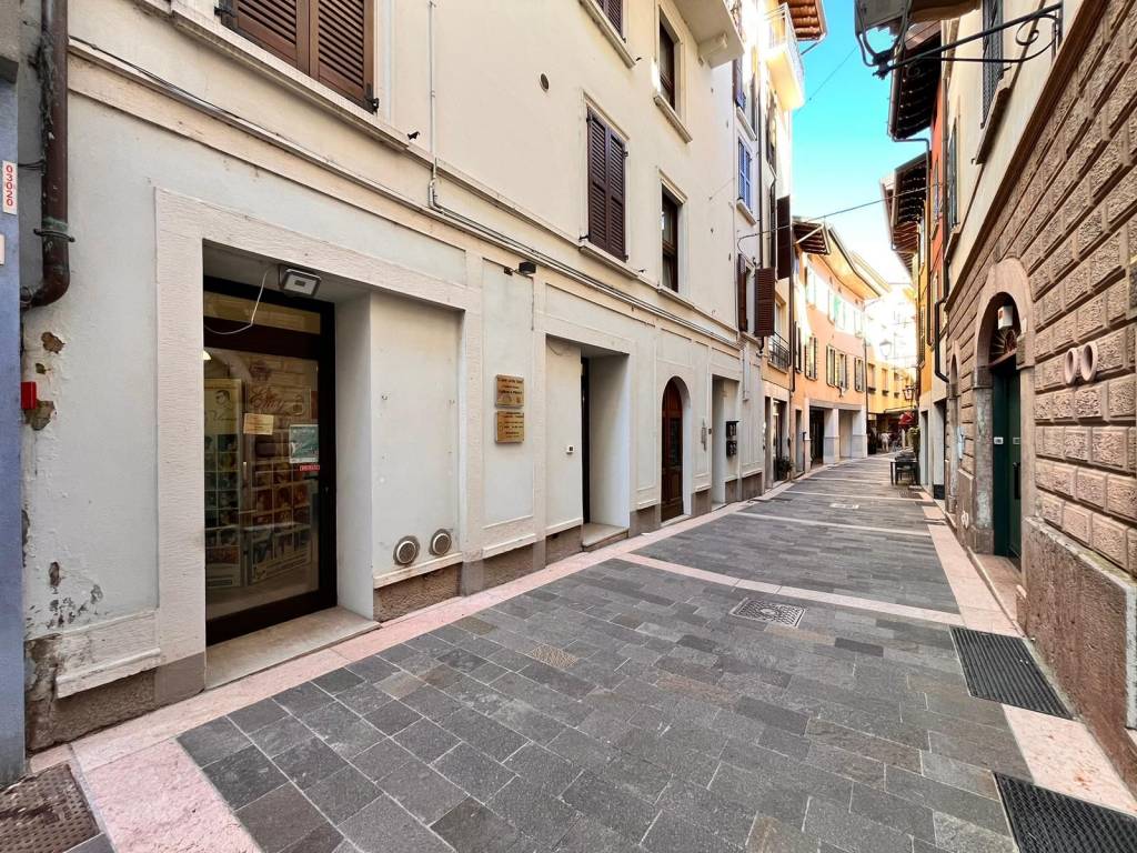 Immobile a Gardone riviera in Corso della Repubblica, 11 - Foto 2
