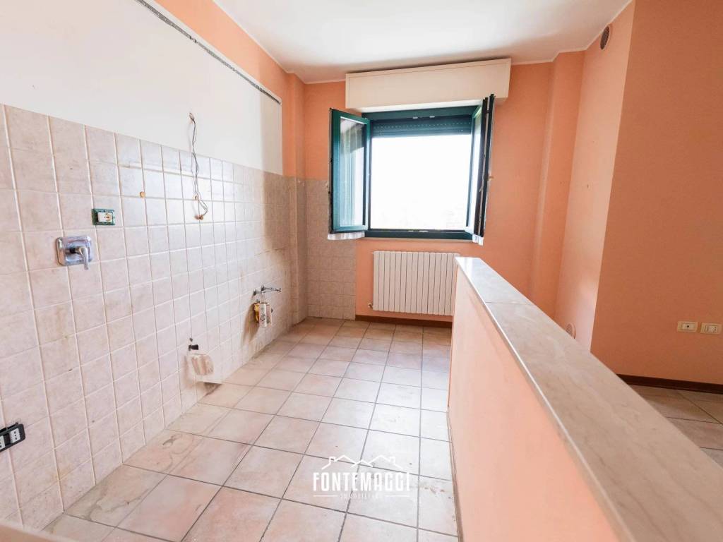 Appartamento a Fano in Via Divisione Carpazi - Foto 3