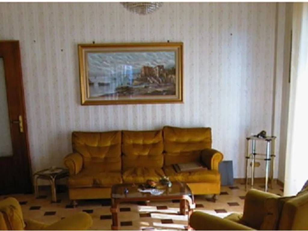 Appartamento a Reggio calabria in Via Vecchia Cimitero - Foto 3