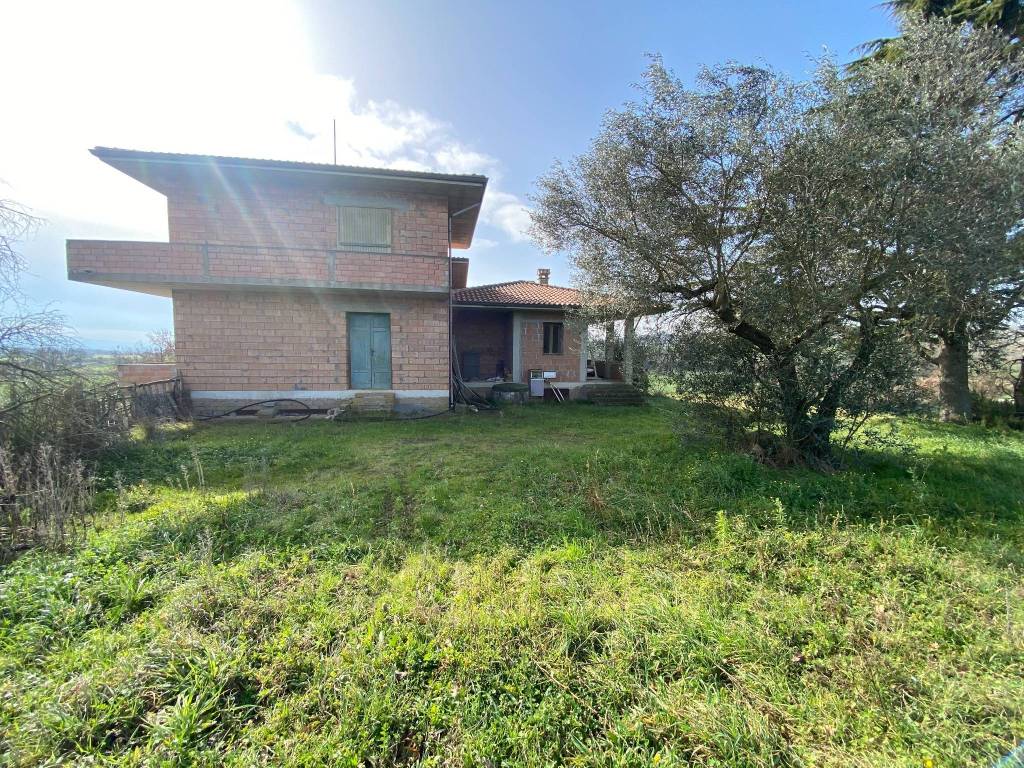Villa a Montefiascone in Via Paternocchio - Foto 5
