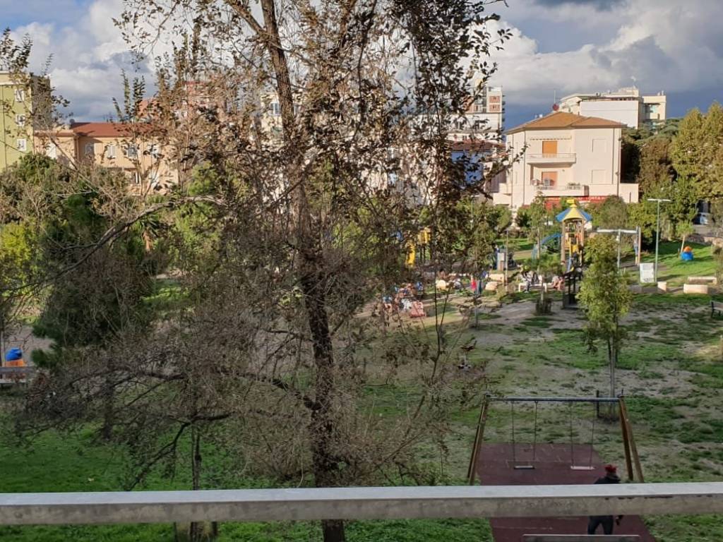 Appartamento a Follonica in Via Giovanni Merloni, 7 - Foto 2