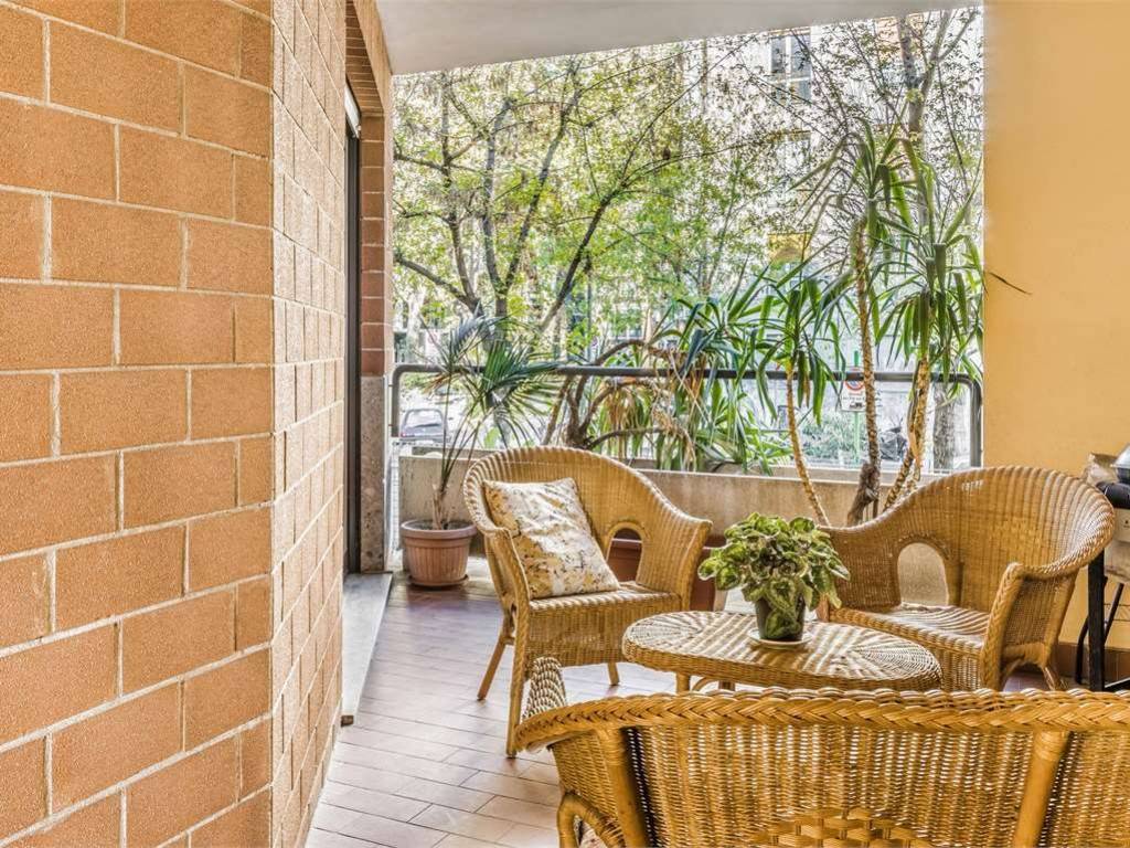 Villa a Milano in VIA CARLO RAVIZZA , 59 - Foto 3