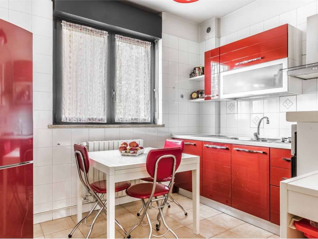 Villa a Milano in VIA CARLO RAVIZZA , 59 - Foto 5