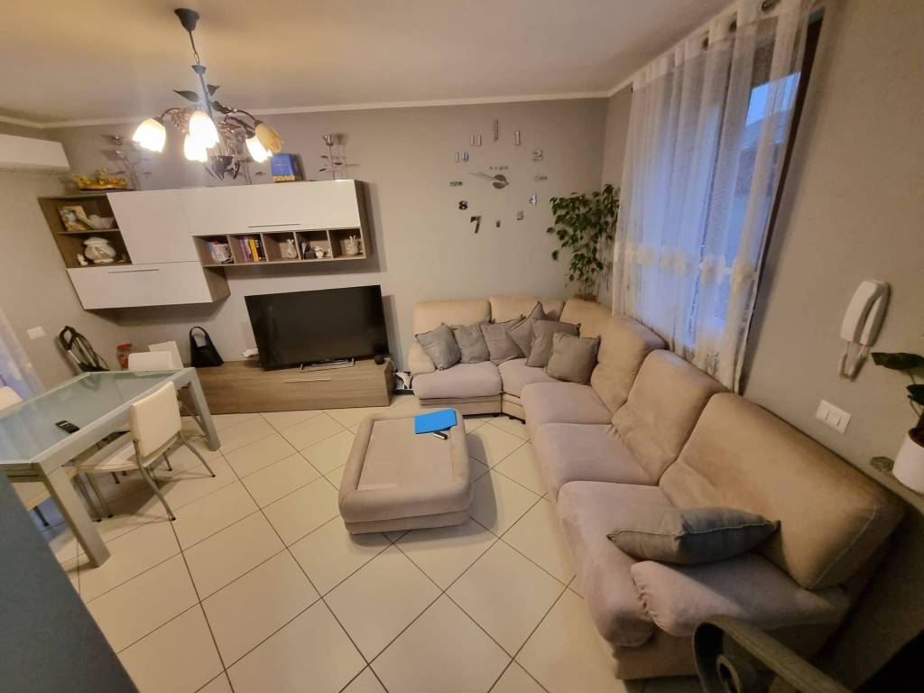 Appartamento a Cameri - Foto 2