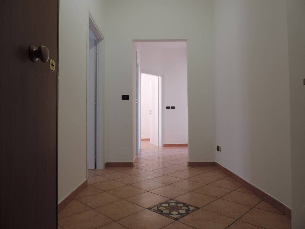 Appartamento a Alessandria in Via Ernesto Pistoia - Foto 2