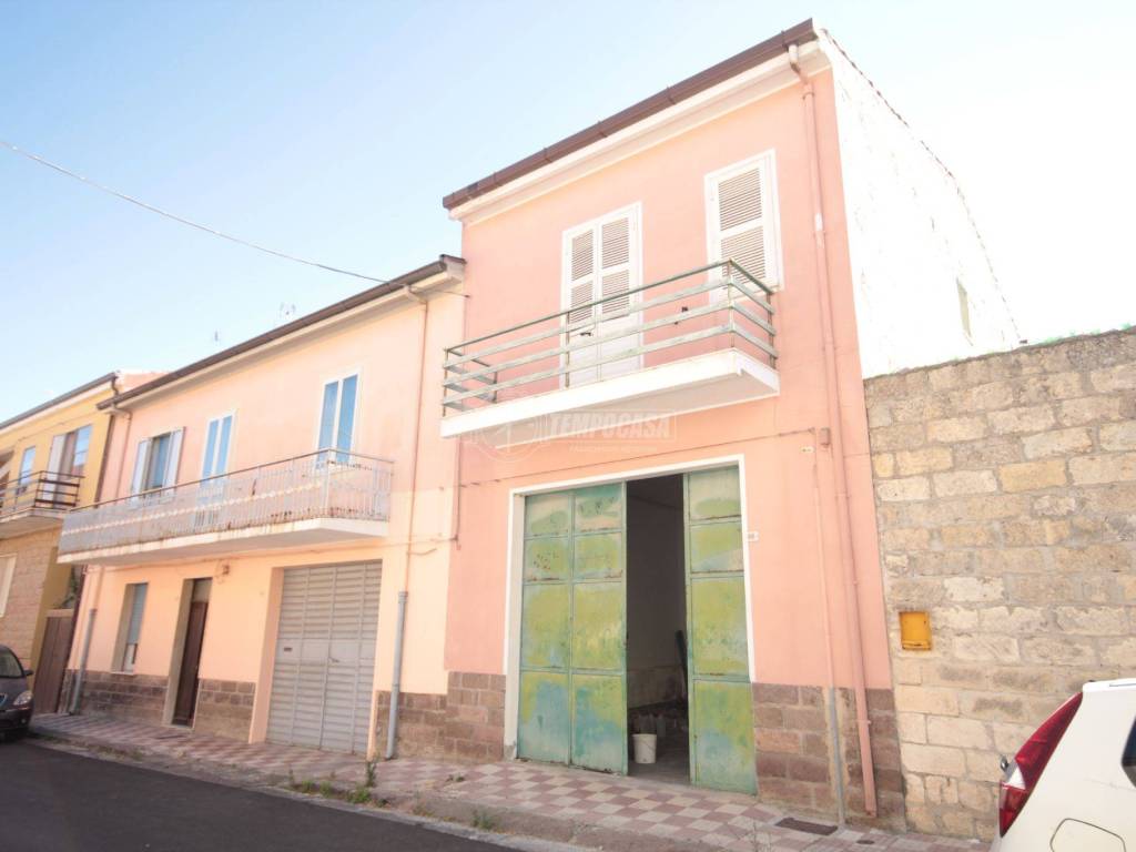 Appartamento a Ittiri in Via Giuseppe Dore, 66 - Foto 3