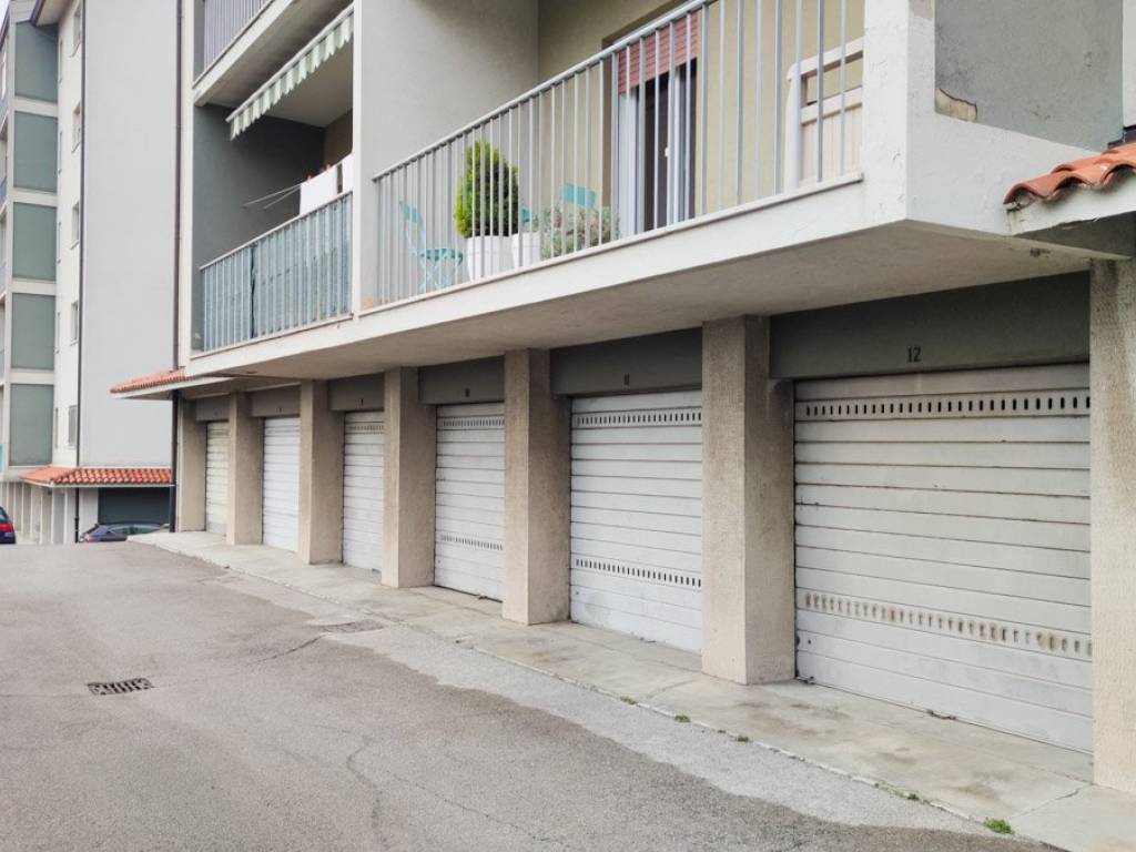 Box / garage a Trieste in Via Marco Praga - Foto 2