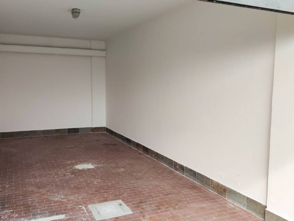 Box / garage a Trieste in Via Marco Praga - Foto 4