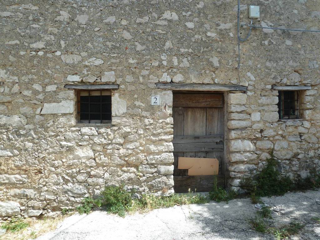 Immobile a Pereto in Via Vittorio Veneto - Foto 2