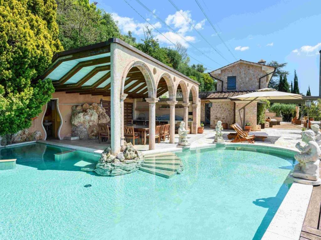 Villa a Pietrasanta in Via Capriglia, 2 - Foto 2