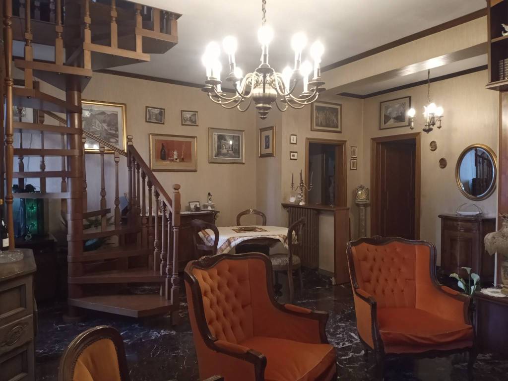 Palazzo / stabile a Cisterna di latina in Corso della Repubblica - Foto 3