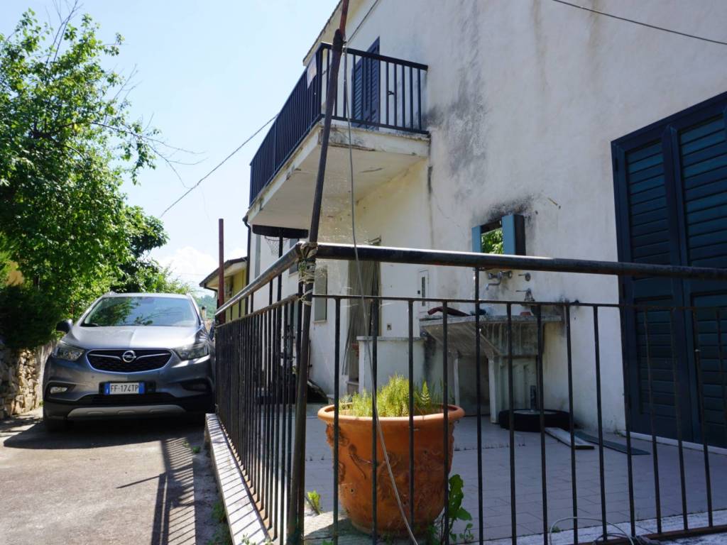 Casa indipendente a Cermignano in Contrada Villa Compagnoni - Foto 2