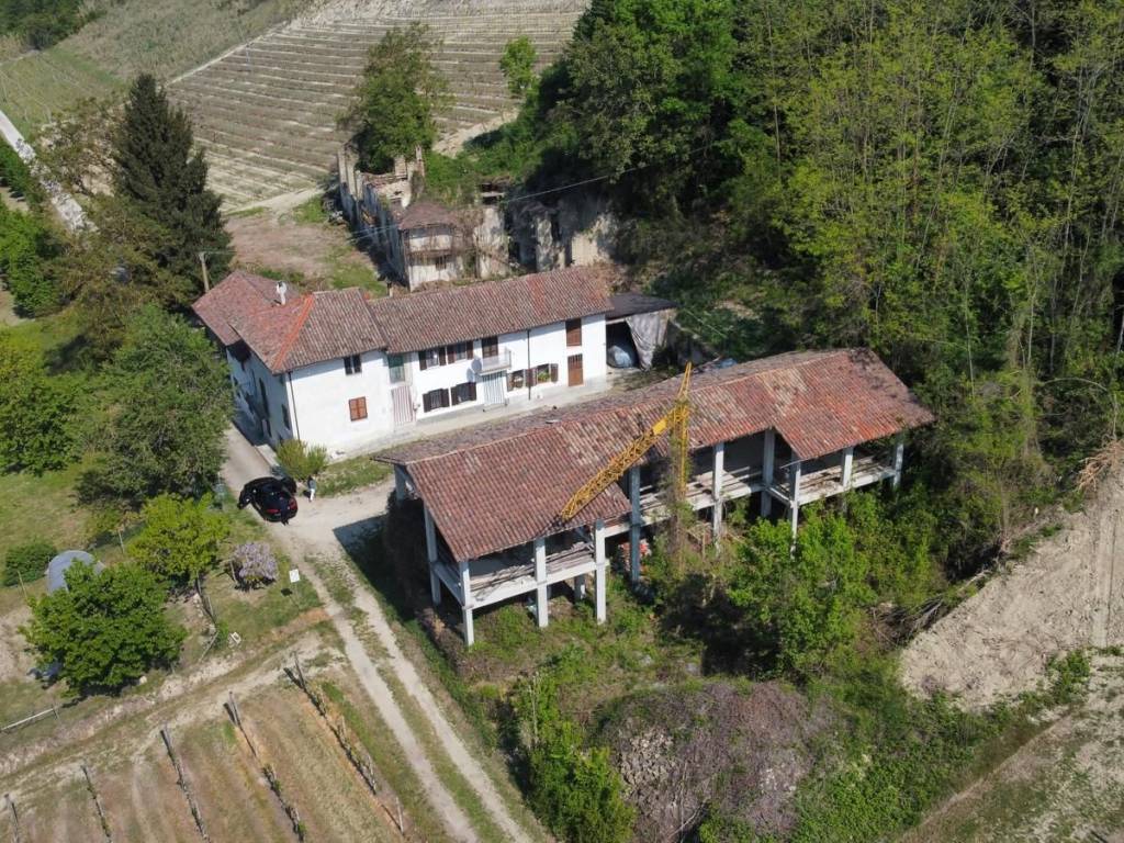Villa a Neviglie in Località Coda, 22 - Foto 2