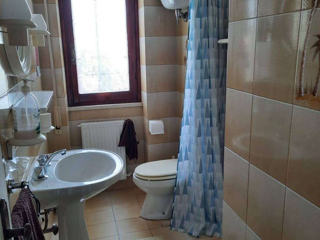 Appartamento a Terracina in Via Tiziano - Foto 5