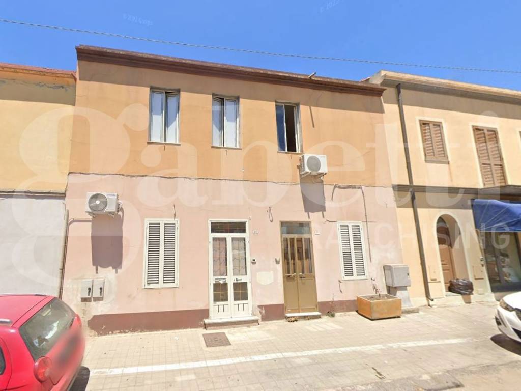 Casa indipendente a Cabras in C.so Umberto, 51 - Foto 1