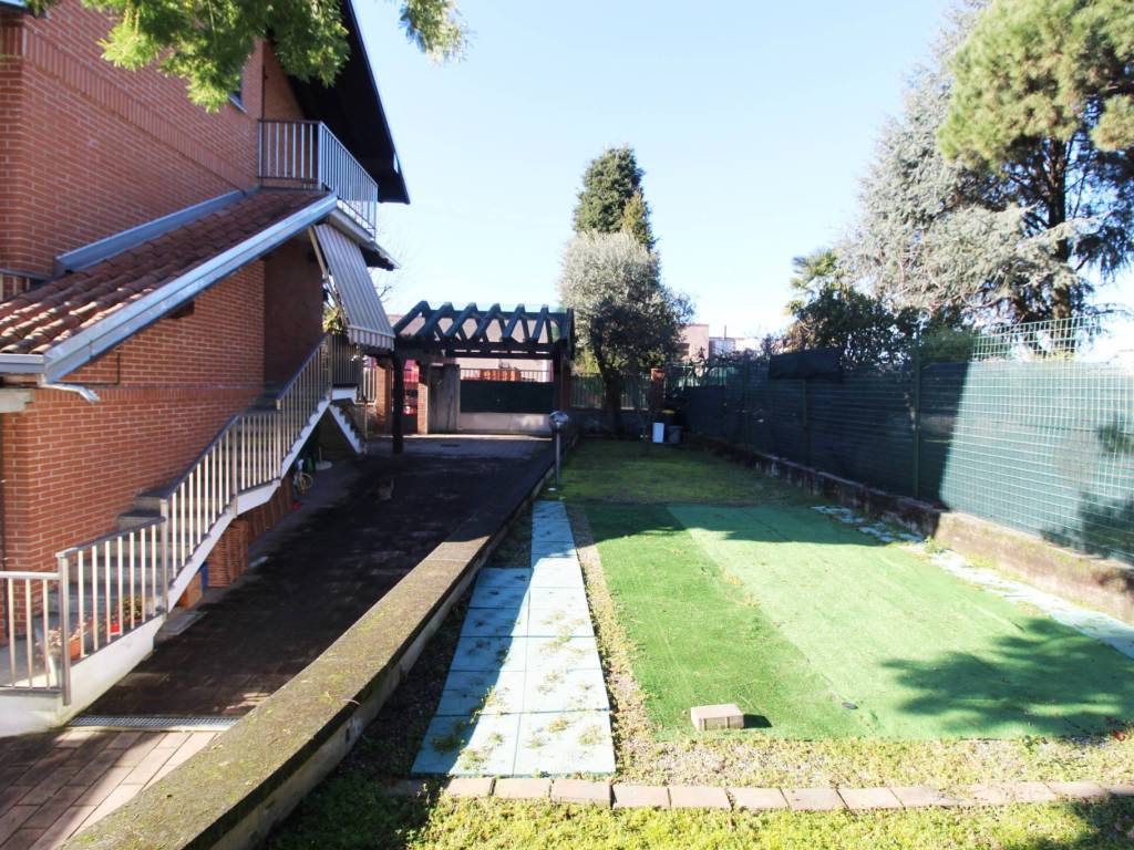 Villa a Marnate in Via Roma, 11 - Foto 2