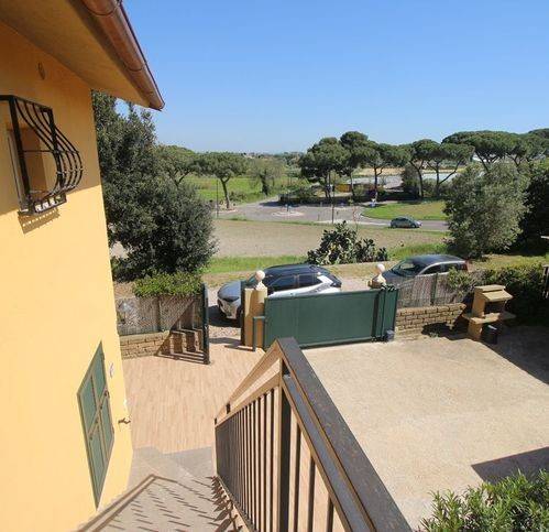 Villa a Montalto di castro in Via Dei Glicini - Foto 2