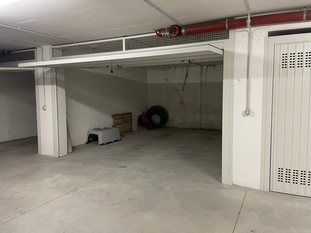 Box / garage a Trento in Via dei Cappuccini, 37 - Foto 2