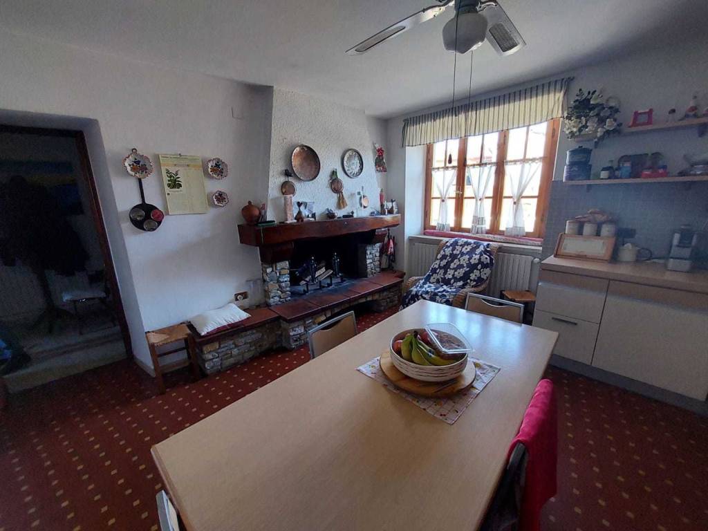 Casa indipendente a Castelnuovo magra in Via Olmarello, 50 - Foto 3