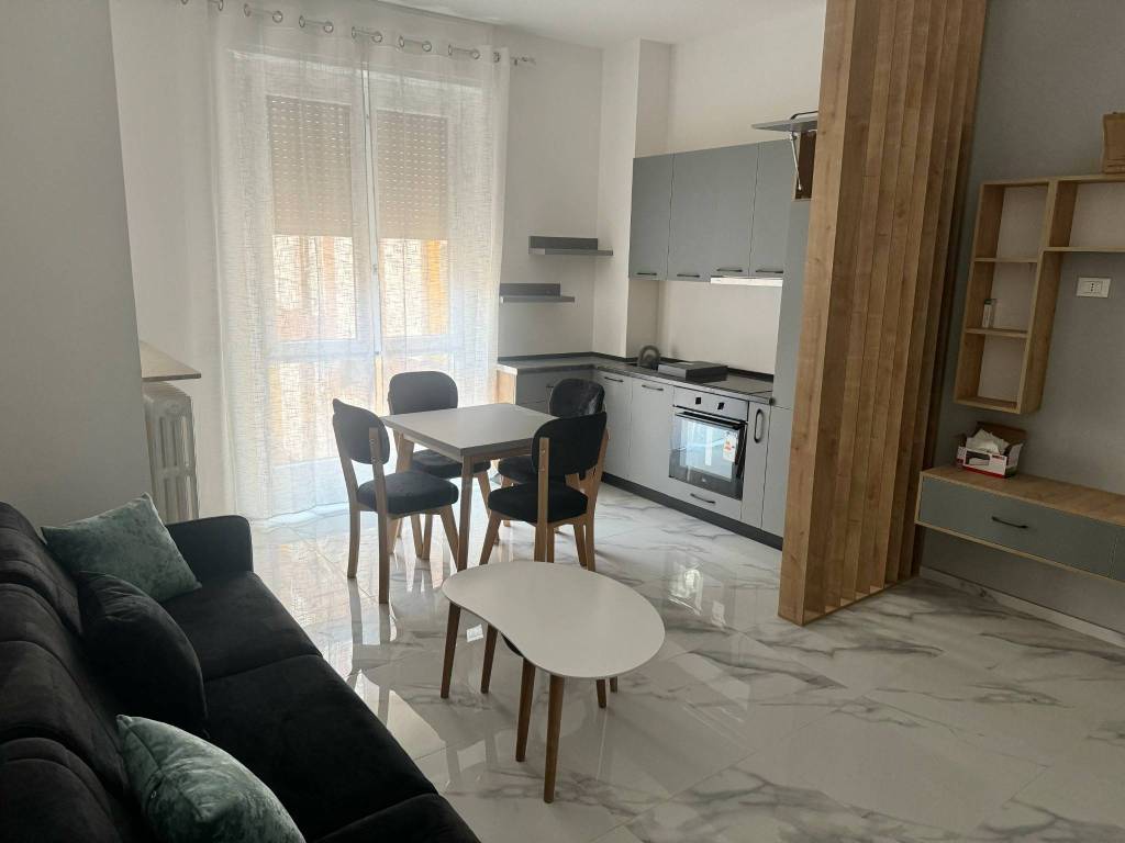 Appartamento a Alessandria in Via Dante Alighieri - Foto 4